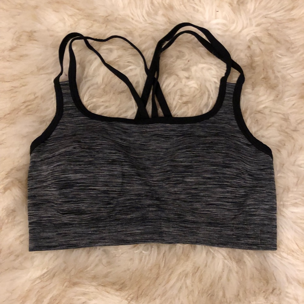 sports bra